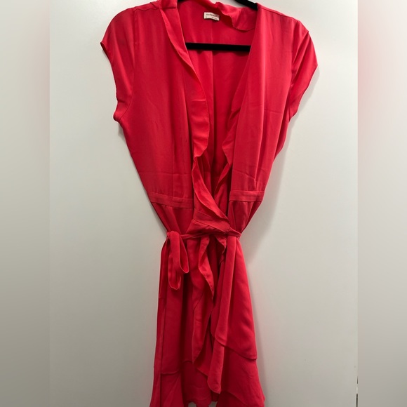 Aritzia pink dress - Picture 1 of 2